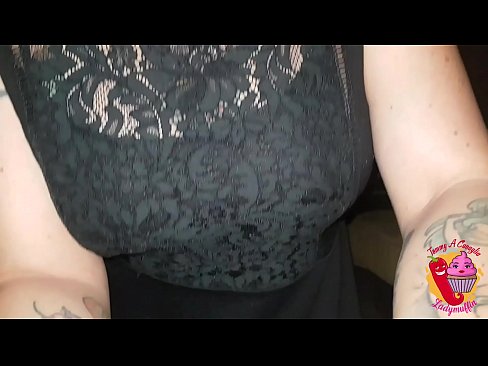 ❤️ Lutakas õepoeg annab talle blowjobi ja hispaania keelt ️❌ Anaal video at us ﹏